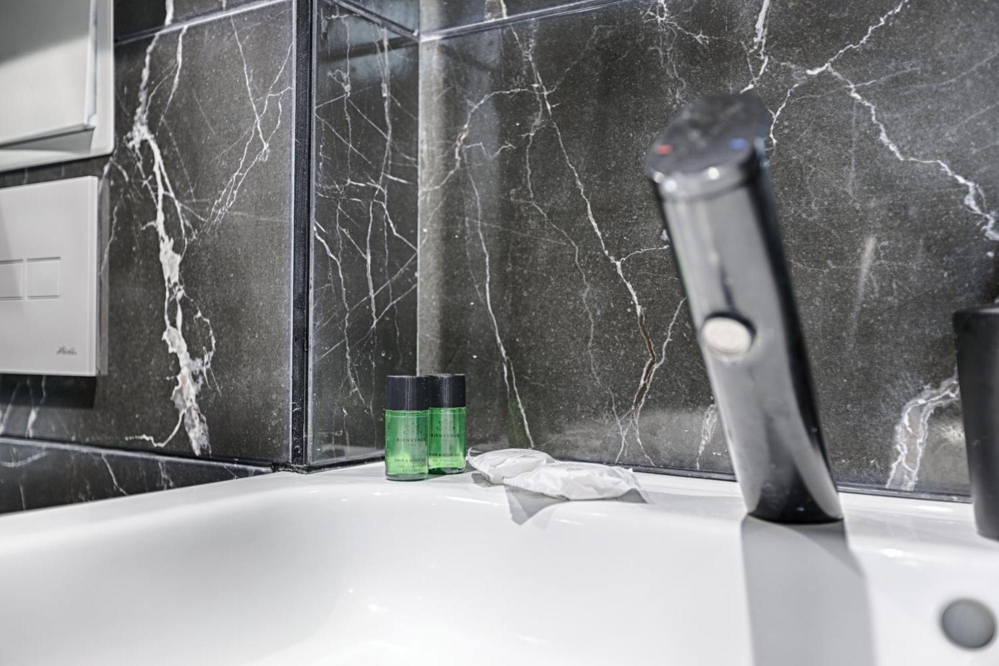 Mykeypers - Lovely Studio With Jacuzzi Parigi Esterno foto