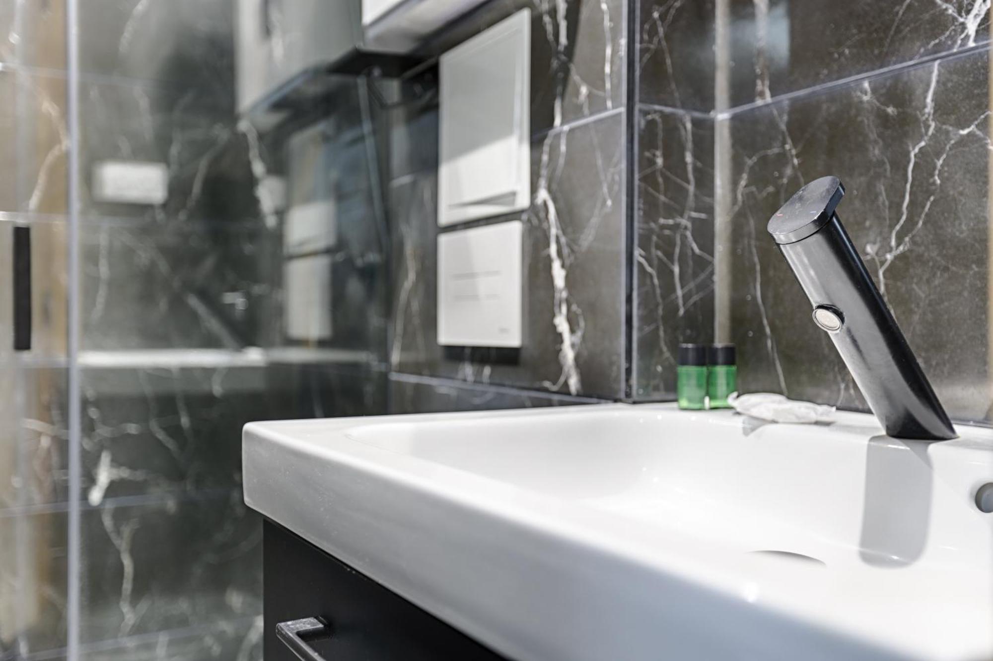 Mykeypers - Lovely Studio With Jacuzzi Parigi Esterno foto
